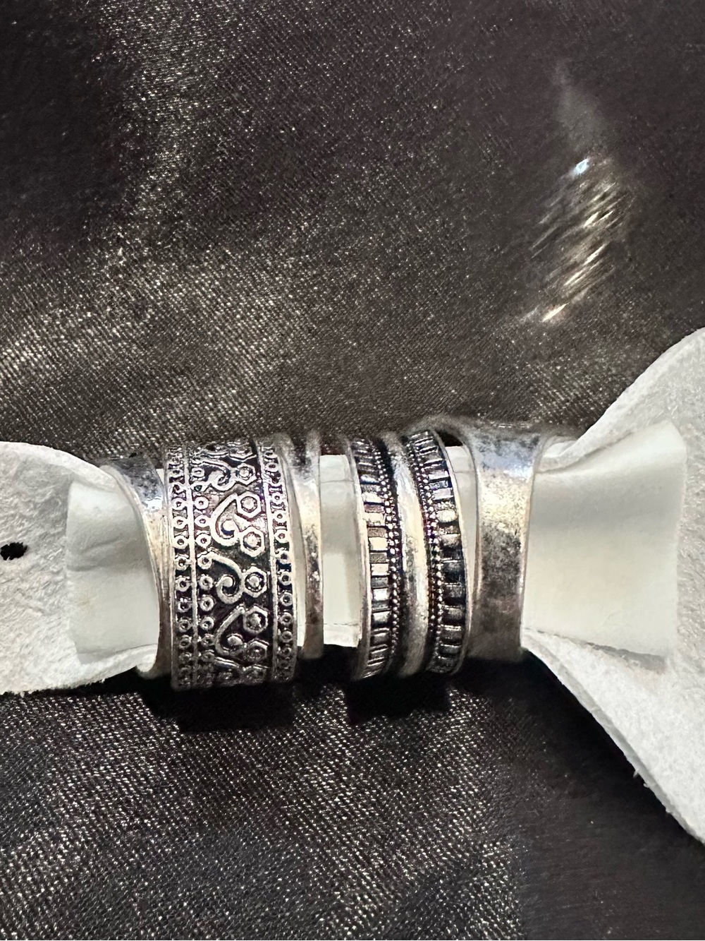 Free people set of 4 stackable rings - Picture 3 of 3